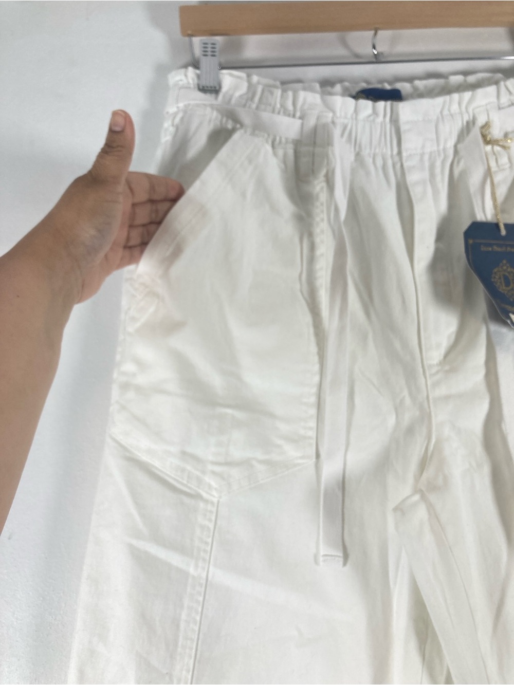 Democracy Women's "Ab" Solution Skyrise Straight Pant White Size 12 Coastal - Picture 3 of 15